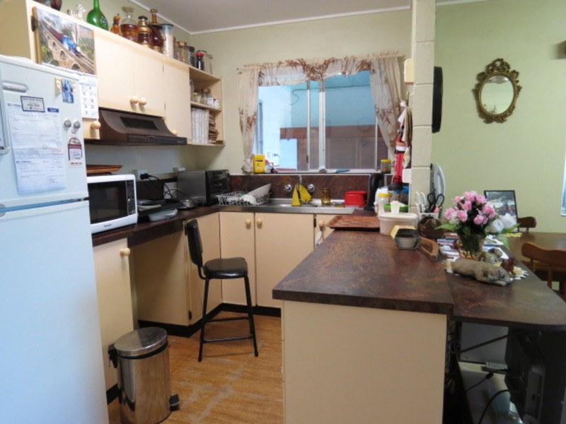 2/25 Marshall Street, Bowen QLD 4805