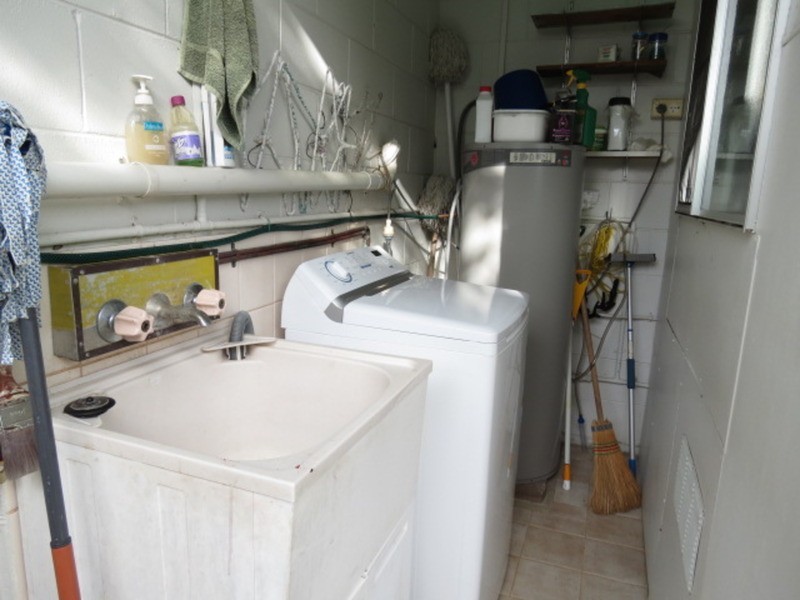 2/25 Marshall Street, Bowen QLD 4805