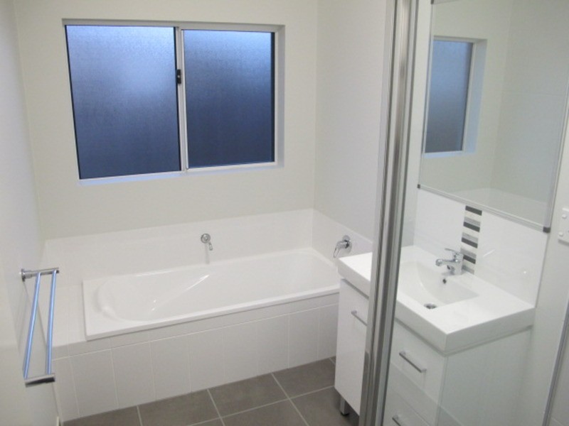 12 Seabreeze  Crescent, Bowen QLD 4805