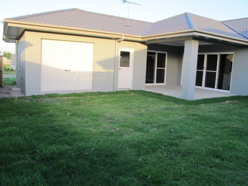 12 Seabreeze  Crescent, Bowen QLD 4805