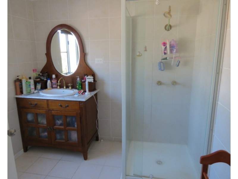 8 Gordon Street, Bowen QLD 4805