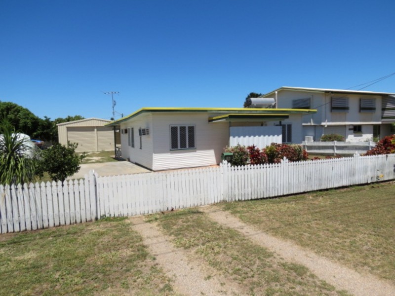 106 Gregory Street, Bowen QLD 4805