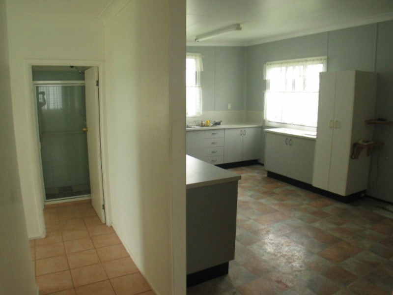 106 Gregory Street, Bowen QLD 4805