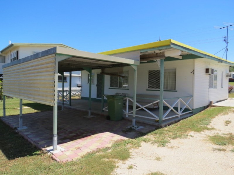 106 Gregory Street, Bowen QLD 4805