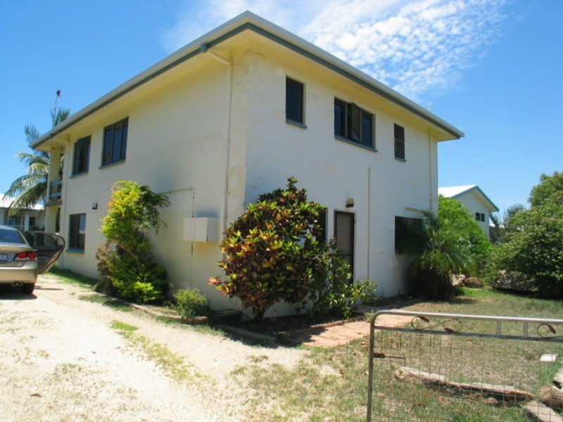 15 Avicennia Street, Bowen QLD 4805
