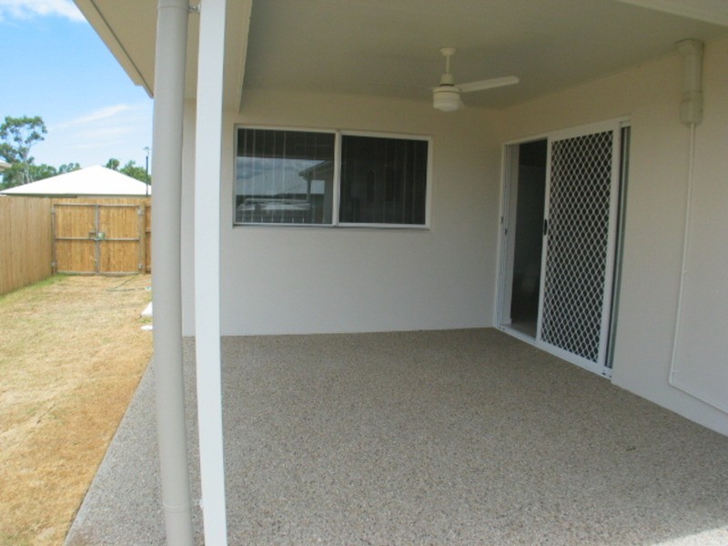 7 Cowrie Street, Bowen QLD 4805