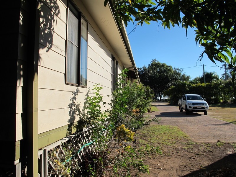 2/79 Horseshoe Bay Road, Bowen QLD 4805