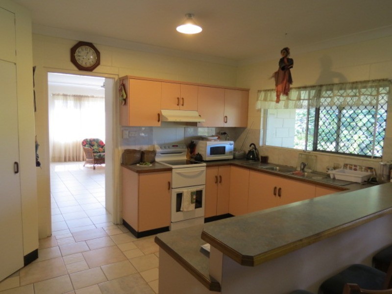 47 Africandar Road, Bowen QLD 4805
