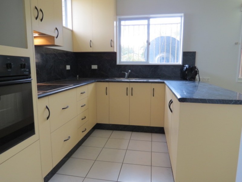 14 Gloucester Street, Bowen QLD 4805