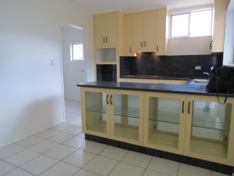 14 Gloucester Street, Bowen QLD 4805