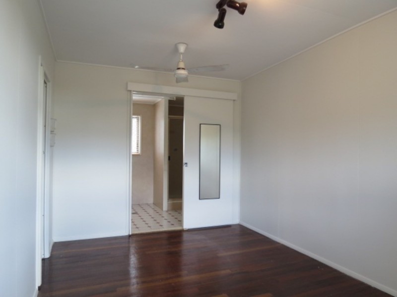 14 Gloucester Street, Bowen QLD 4805
