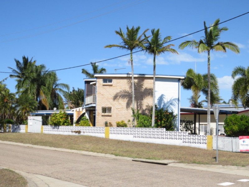 14 Gloucester Street, Bowen QLD 4805