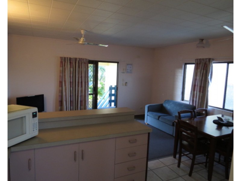 9/47 Horseshoe Bay Road, Bowen QLD 4805