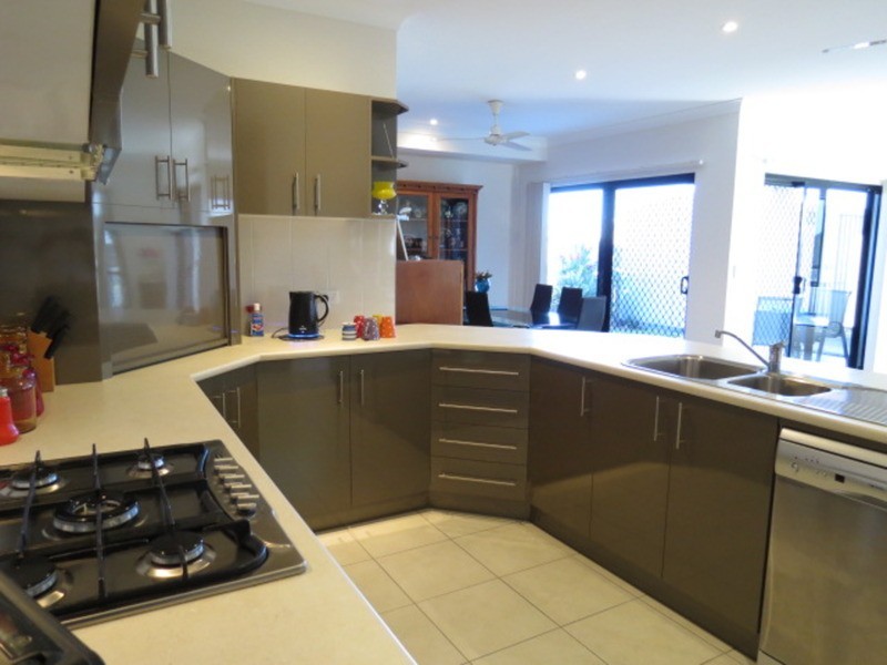 6  Blue Gum Street, Proserpine QLD 4800