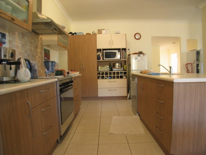 144 Ocean View Drive, Bowen QLD 4805