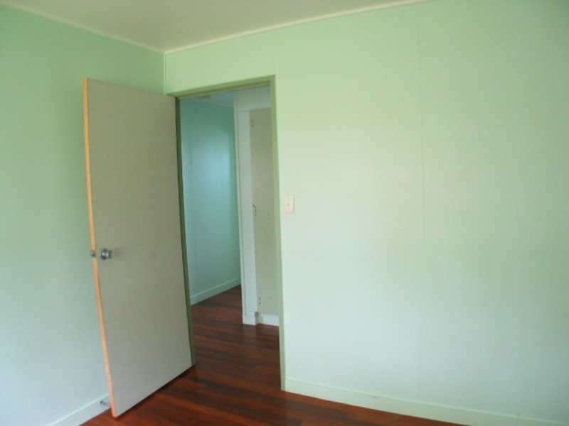 34 Thomas Street, Bowen QLD 4805