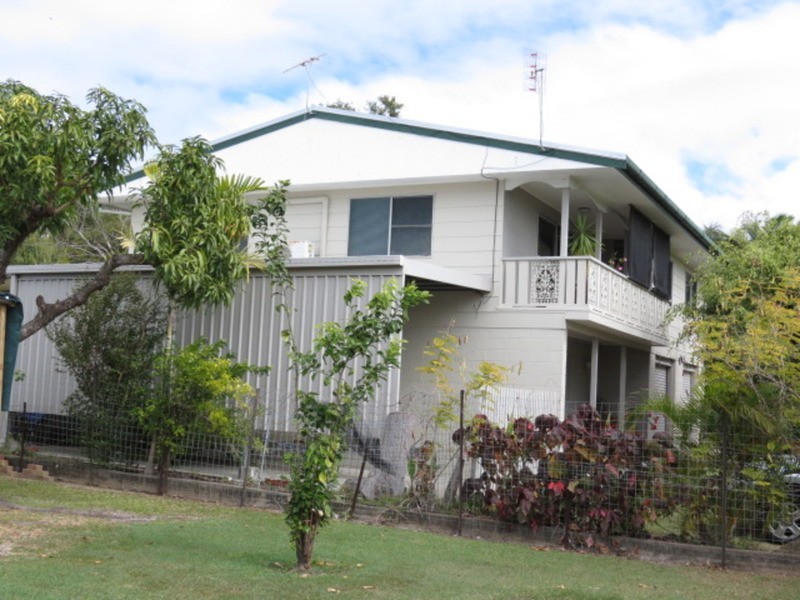 96 Gregory Street, Bowen QLD 4805