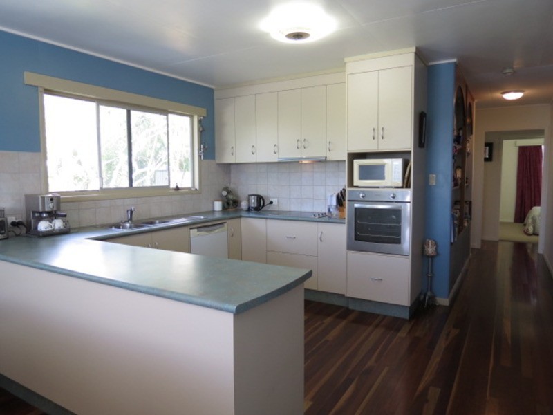 96 Gregory Street, Bowen QLD 4805