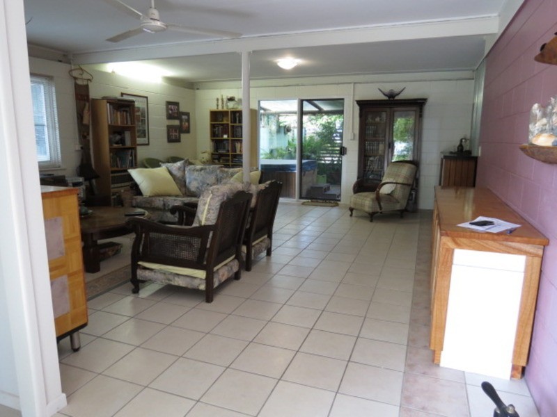 96 Gregory Street, Bowen QLD 4805