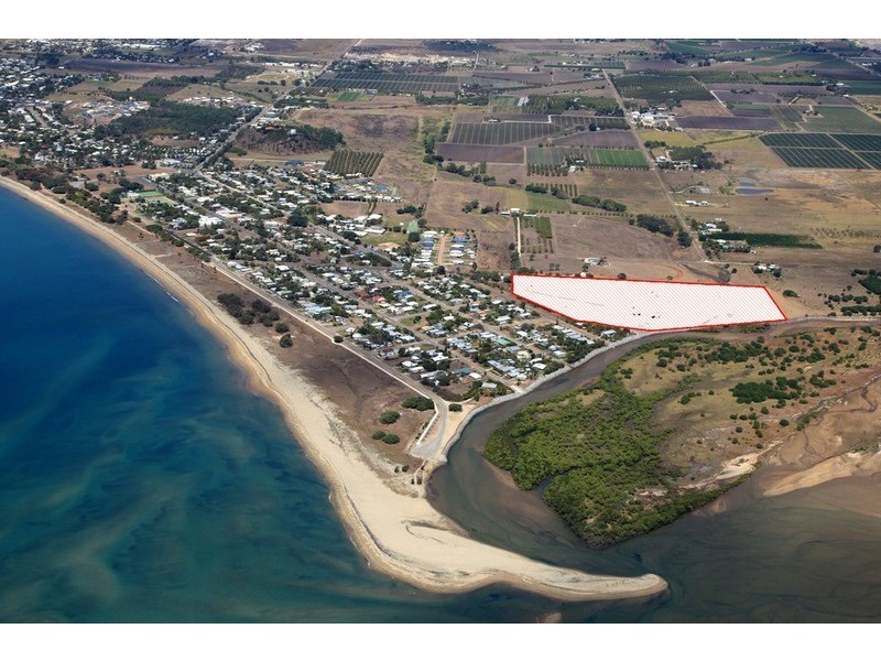 22 Murray Avenue, Bowen QLD 4805