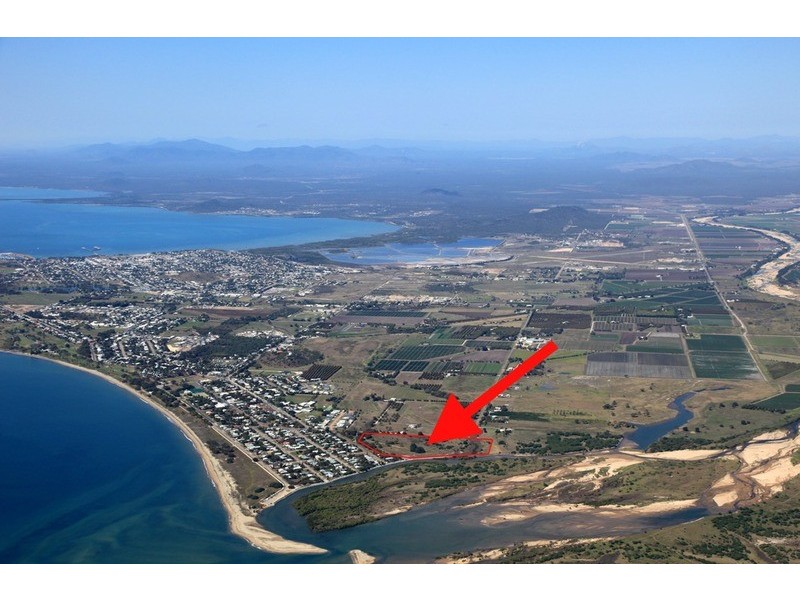 22 Murray Avenue, Bowen QLD 4805