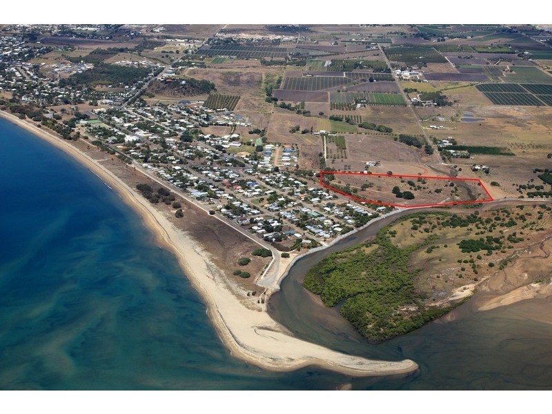 22 Murray Avenue, Bowen QLD 4805