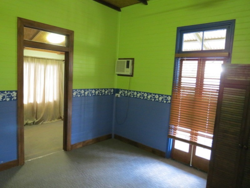 11 Thomas Street, Bowen QLD 4805
