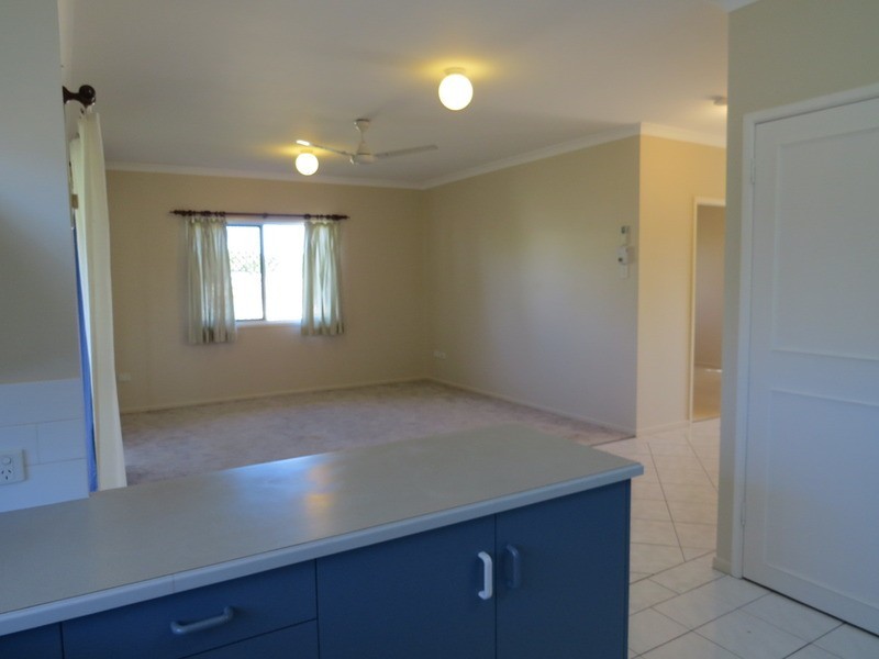 2/28 Sinclair Street, Bowen QLD 4805