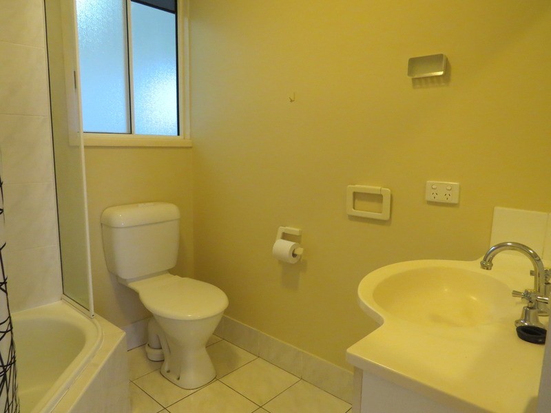 2/28 Sinclair Street, Bowen QLD 4805