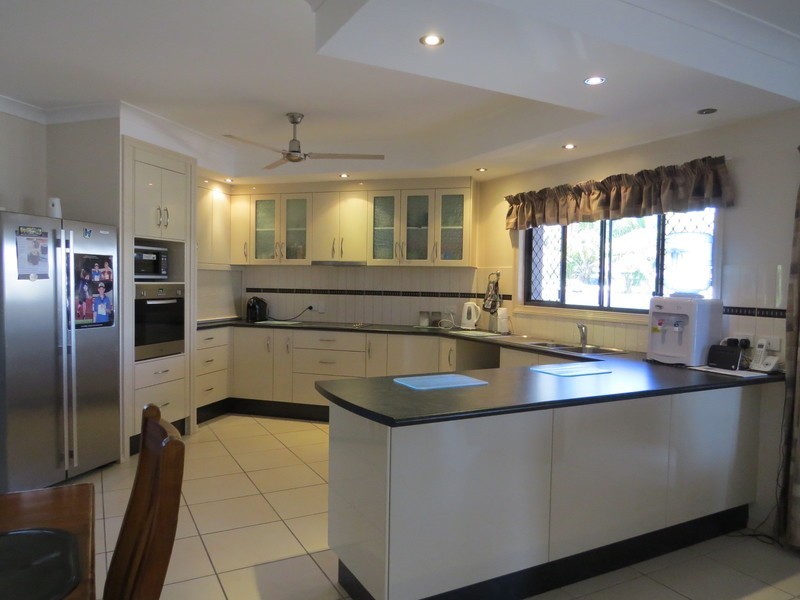 2 McDonnell Place, Bowen QLD 4805