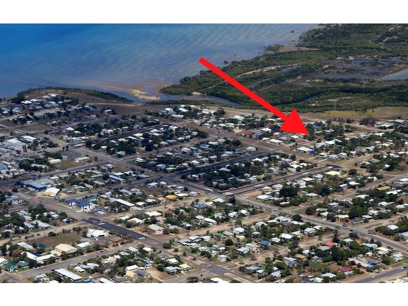 117 Powell Street, Bowen QLD 4805