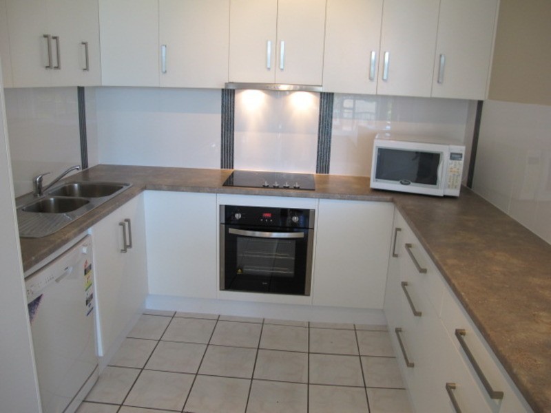 12/89 Horseshoe Bay Road, Bowen QLD 4805