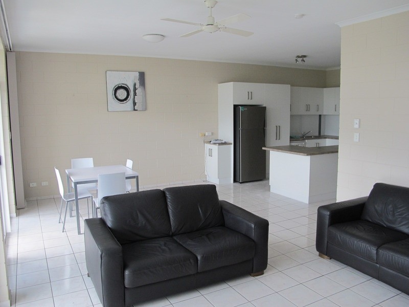 12/89 Horseshoe Bay Road, Bowen QLD 4805
