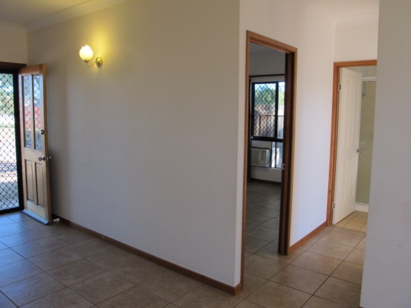 24 Crofton Street, Bowen QLD 4805