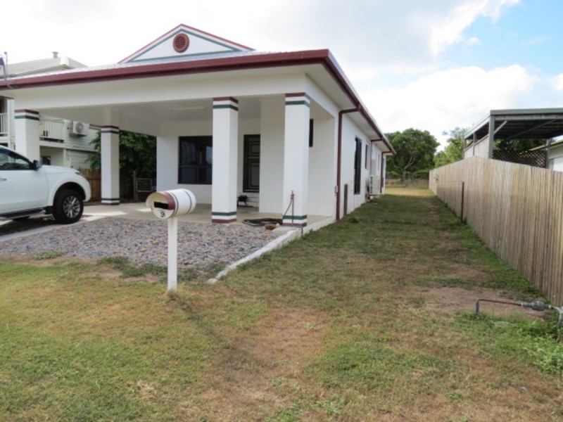 9 Cowan Lane, Bowen QLD 4805