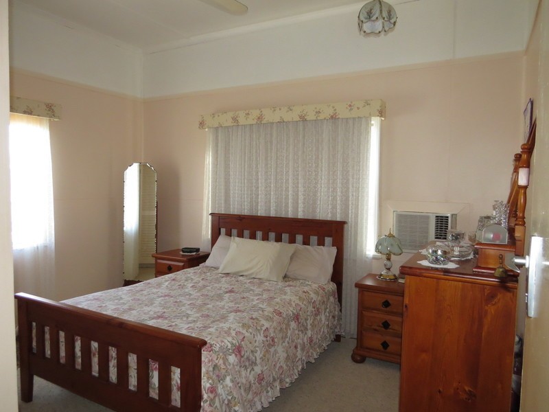 120 Herbert Street, Bowen QLD 4805