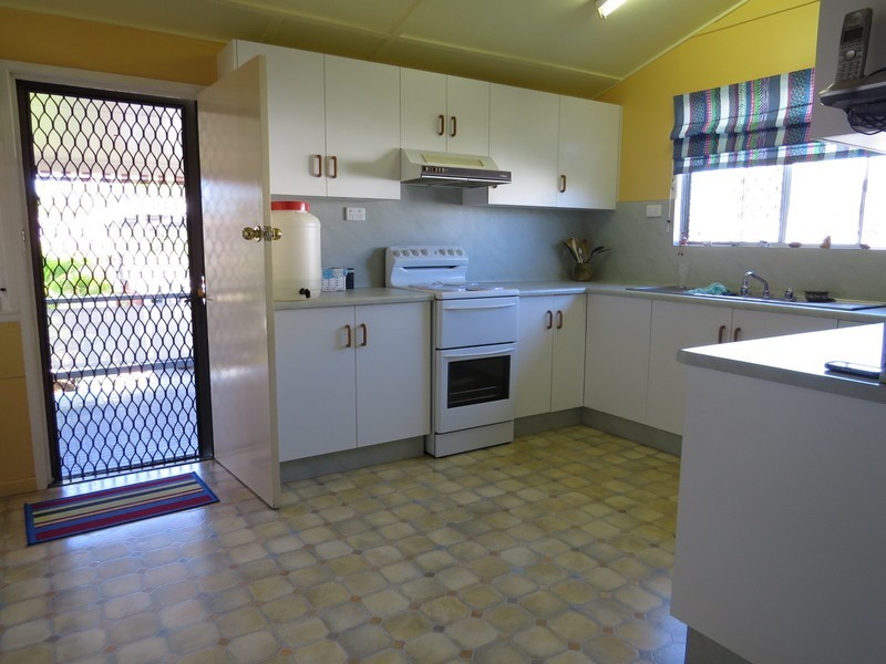 120 Herbert Street, Bowen QLD 4805