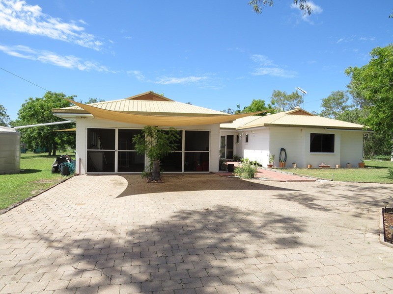 1991 Collinsville Road, Bowen QLD 4805