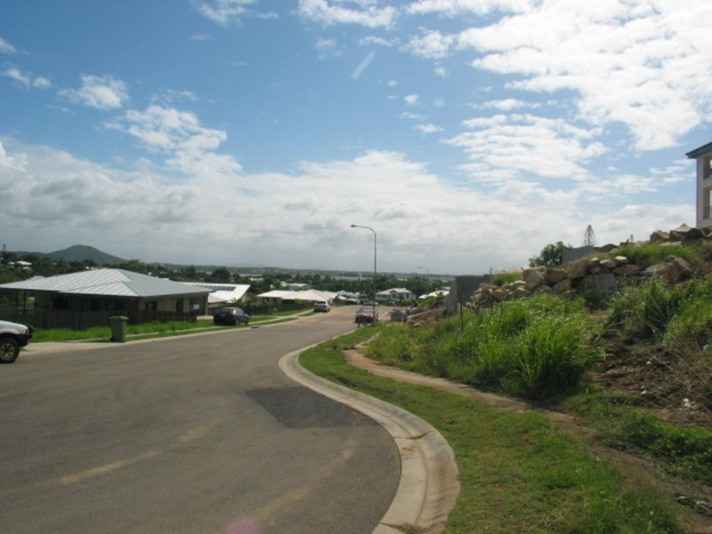 6 Yardley Court, Bowen QLD 4805