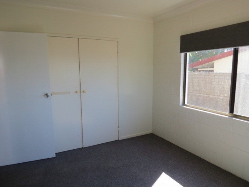 4/10 Poinciana  Drive, Bowen QLD 4805