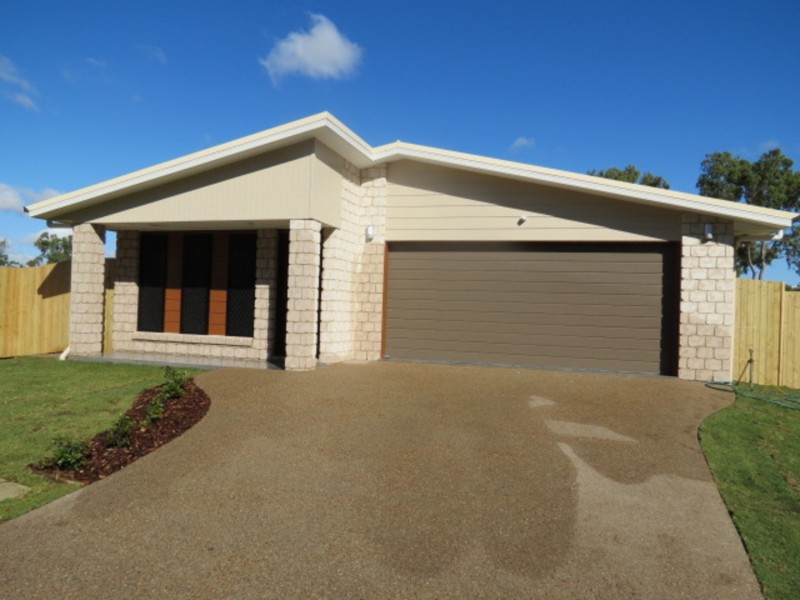 15 Wattle Crescent, Bowen QLD 4805