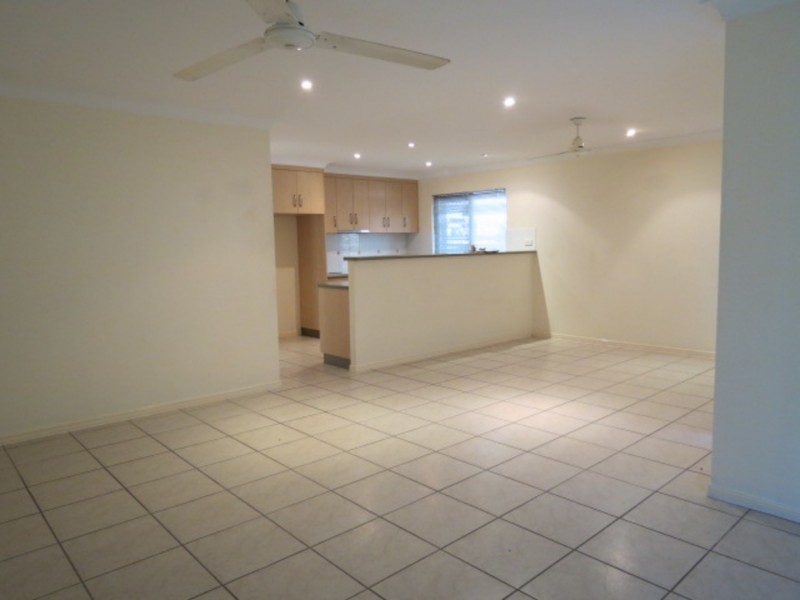 10 Schilling Court, Bowen QLD 4805