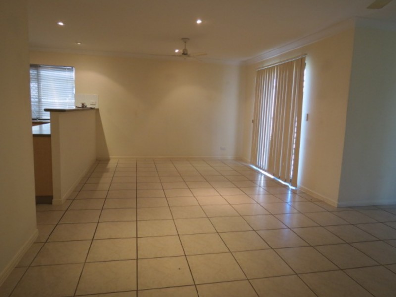 10 Schilling Court, Bowen QLD 4805
