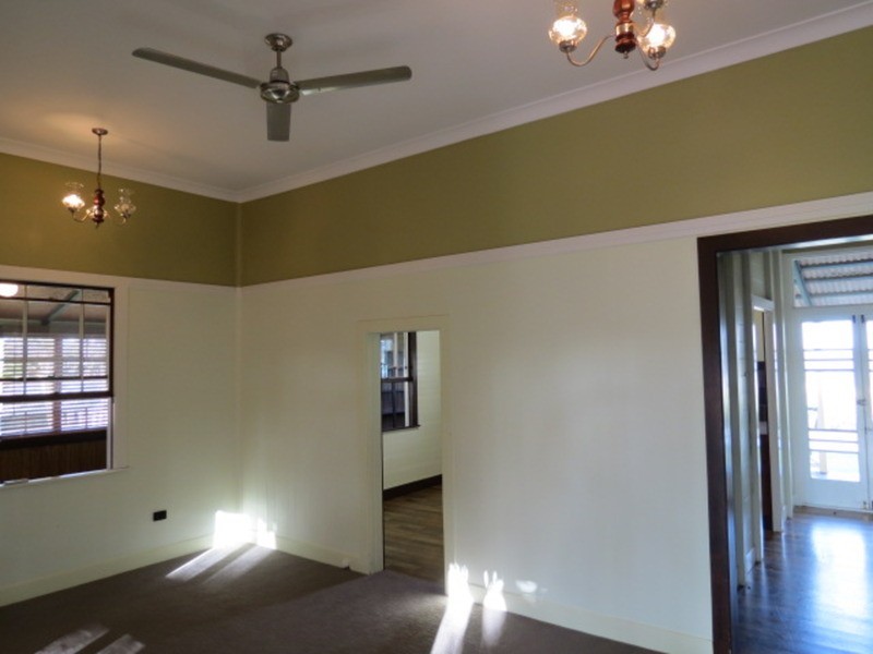 11 Thomas Street, Bowen QLD 4805