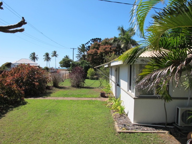 64 Murroona Street, Bowen QLD 4805