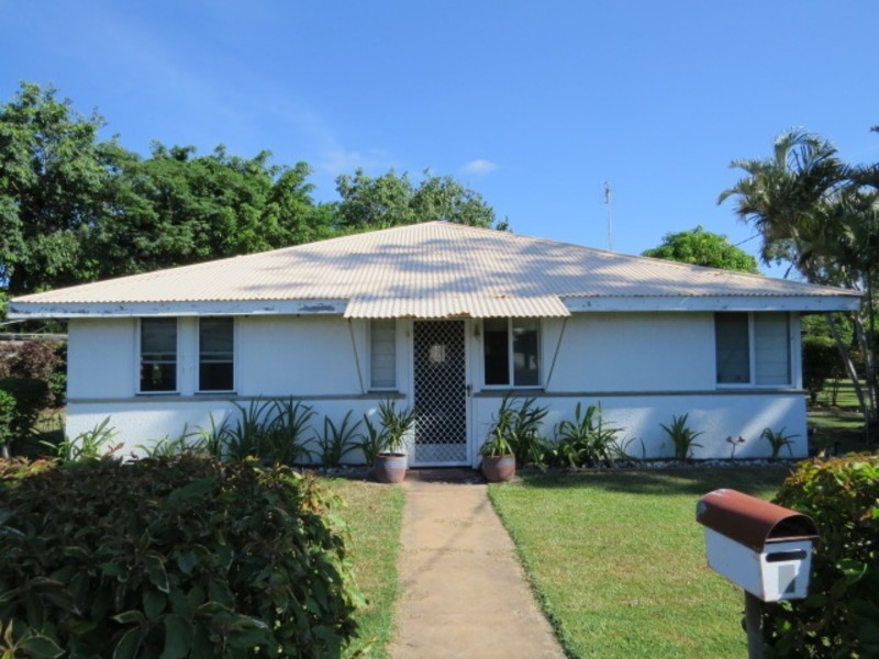 64 Murroona Street, Bowen QLD 4805