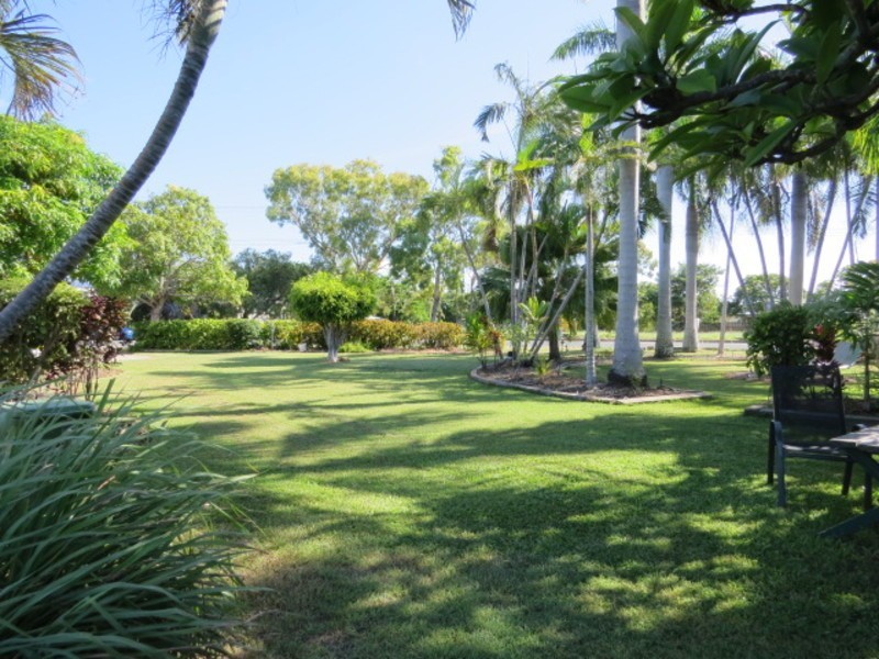 64 Murroona Street, Bowen QLD 4805