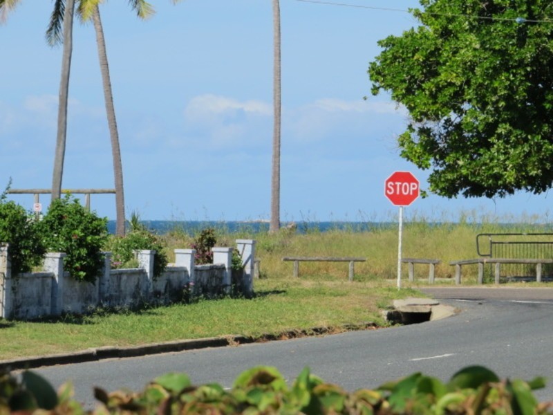 64 Murroona Street, Bowen QLD 4805