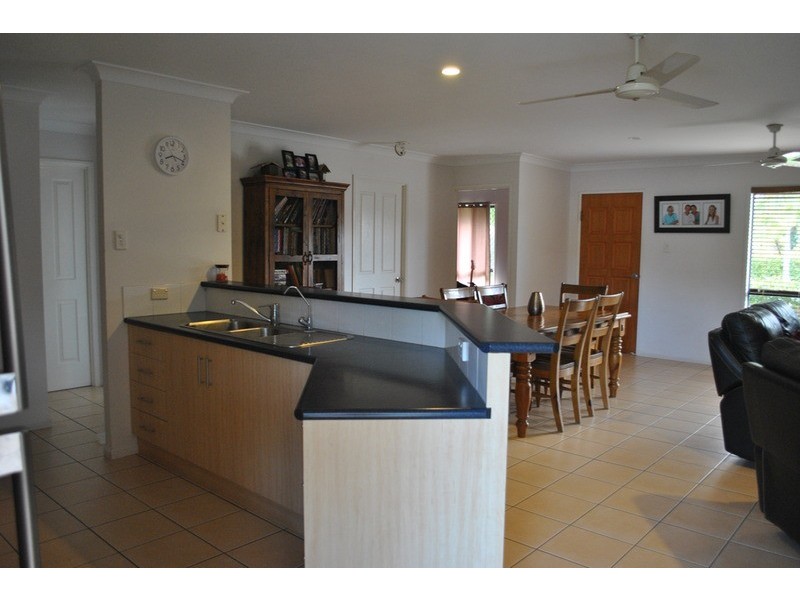 7 Peters Place, Bowen QLD 4805