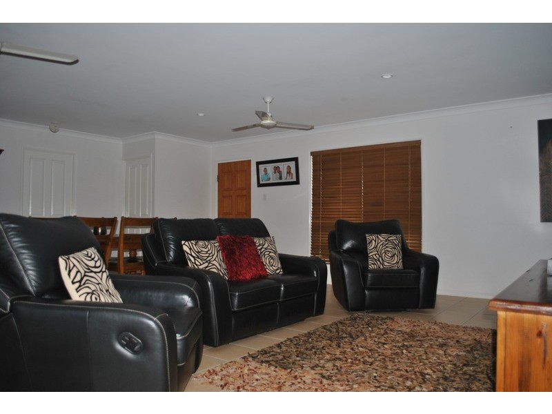 7 Peters Place, Bowen QLD 4805